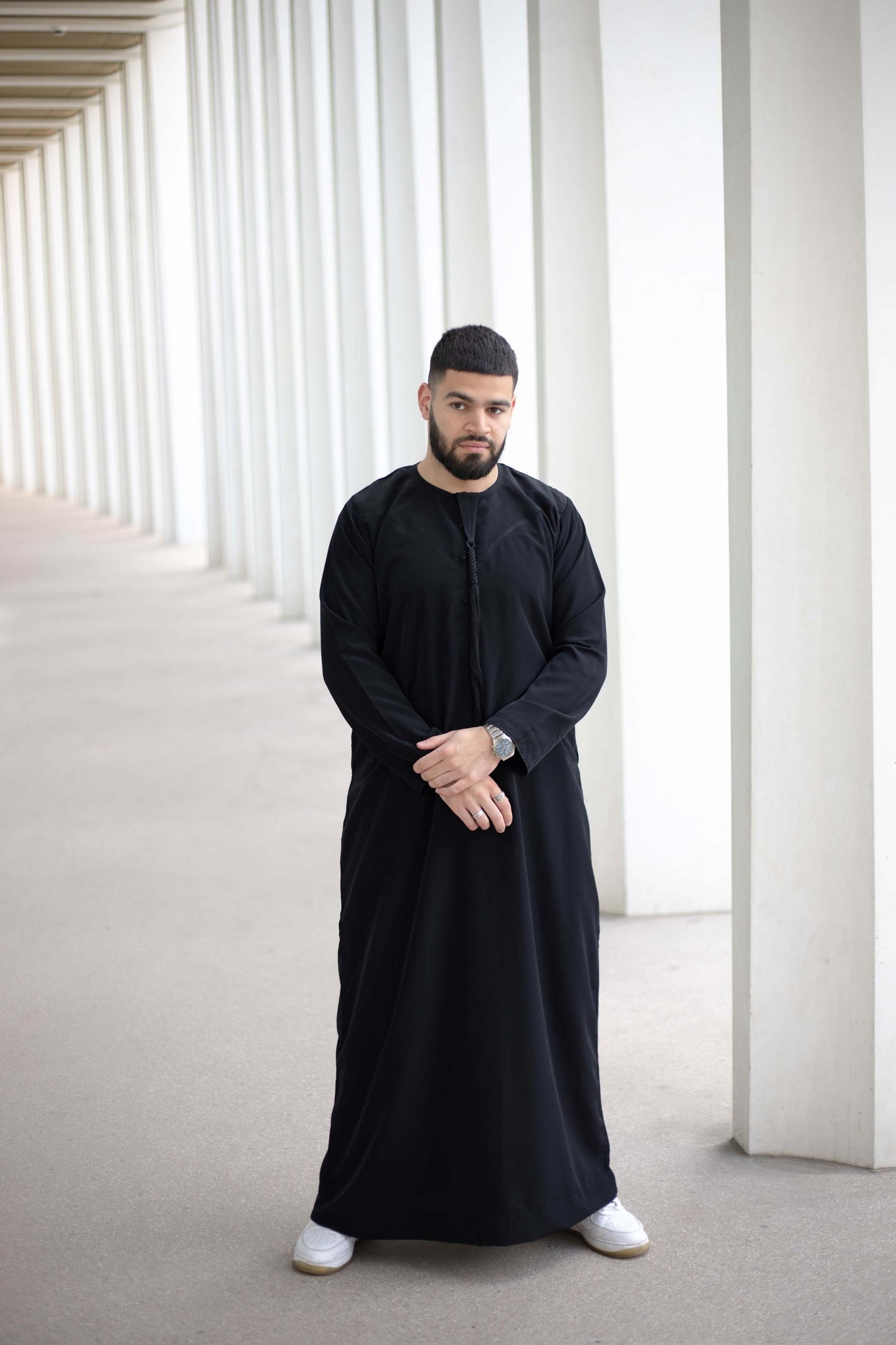 Qamis Emirati Noir Coton -abaya homme -kamis