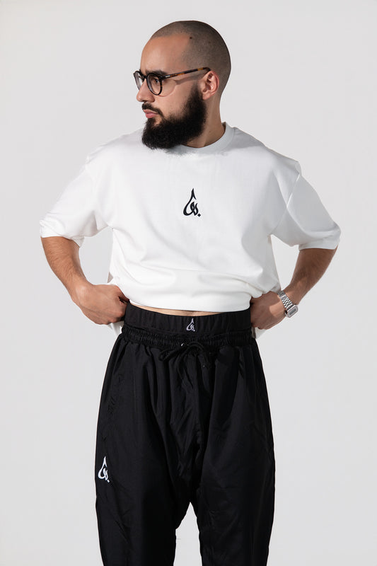 Short Cache Awra — Noir