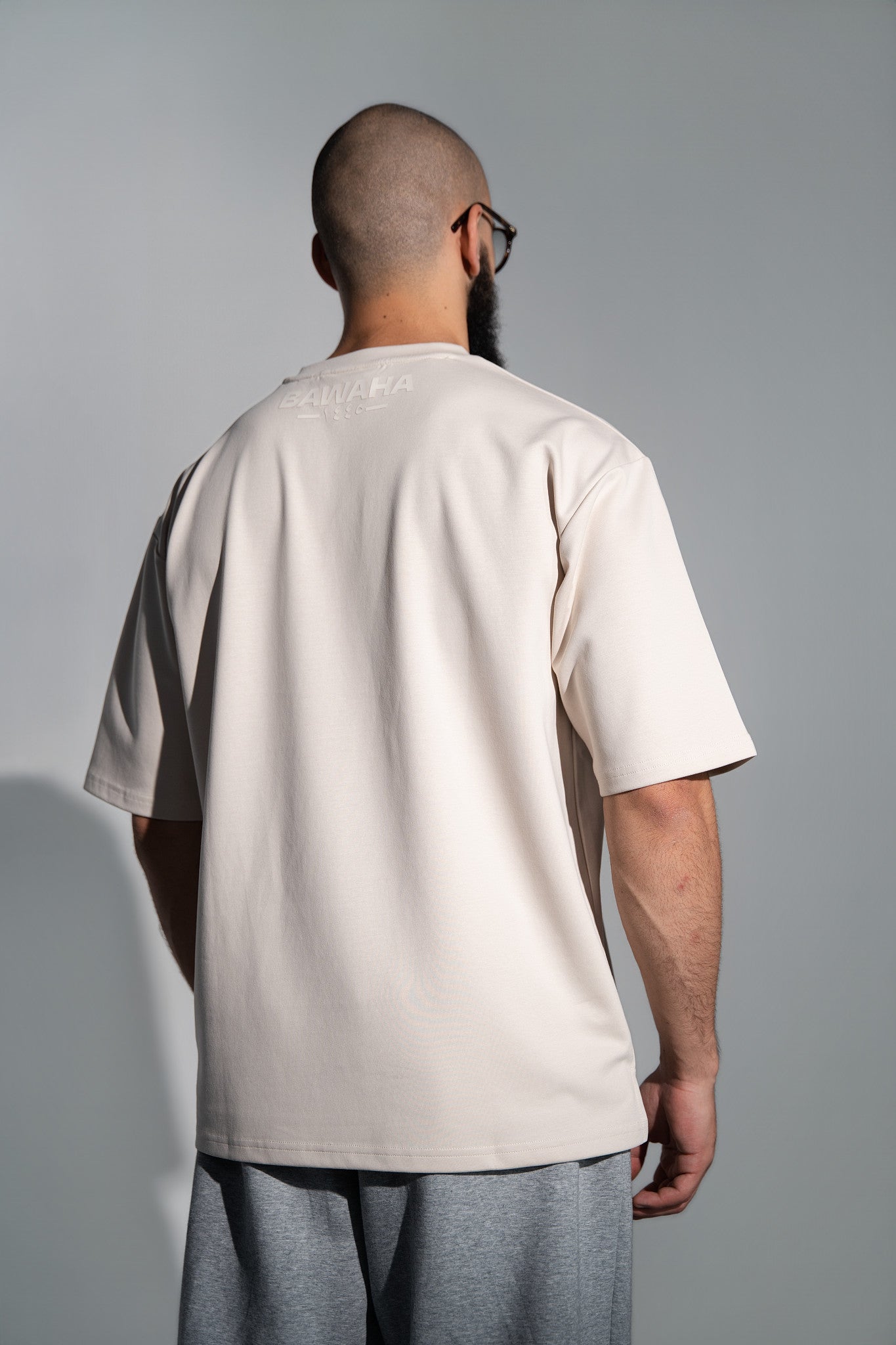١٤٤٥ Tee — Crème